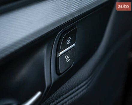 Черный БМВ Х6, объемом двигателя 2.99 л и пробегом 159 тыс. км за 41500 $, фото 101 на Automoto.ua