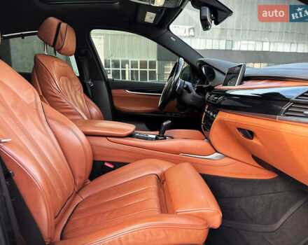 Чорний БМВ Х6, об'ємом двигуна 4.39 л та пробігом 160 тис. км за 32900 $, фото 12 на Automoto.ua