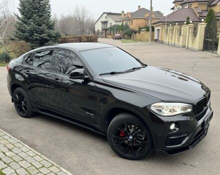 Черный БМВ Х6, объемом двигателя 3 л и пробегом 160 тыс. км за 25600 $, фото 3 на Automoto.ua