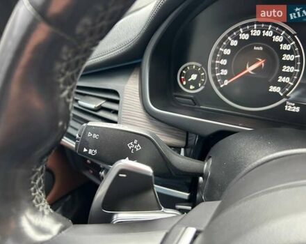 Чорний БМВ Х6, об'ємом двигуна 2.98 л та пробігом 216 тис. км за 35000 $, фото 34 на Automoto.ua