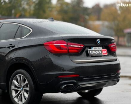 Черный БМВ Х6, объемом двигателя 3 л и пробегом 104 тыс. км за 35490 $, фото 9 на Automoto.ua