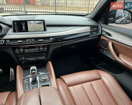 Чорний БМВ Х6, об'ємом двигуна 2.98 л та пробігом 216 тис. км за 35000 $, фото 13 на Automoto.ua