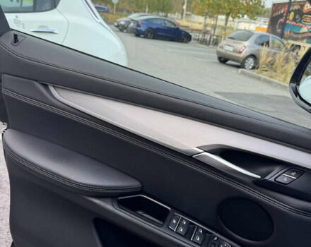 Черный БМВ Х6, объемом двигателя 2.99 л и пробегом 154 тыс. км за 43000 $, фото 12 на Automoto.ua