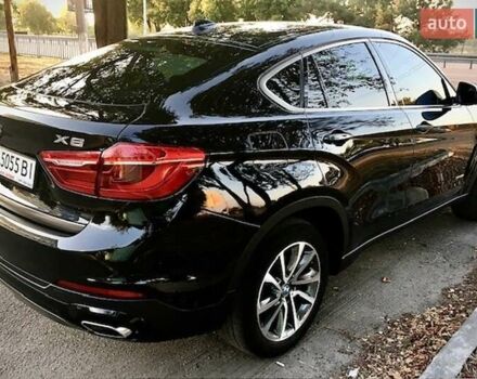 Чорний БМВ Х6, об'ємом двигуна 2.98 л та пробігом 102 тис. км за 40000 $, фото 4 на Automoto.ua