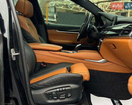 Черный БМВ Х6, объемом двигателя 3 л и пробегом 104 тыс. км за 35490 $, фото 60 на Automoto.ua