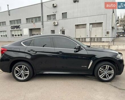 Чорний БМВ Х6, об'ємом двигуна 2.98 л та пробігом 216 тис. км за 35000 $, фото 4 на Automoto.ua