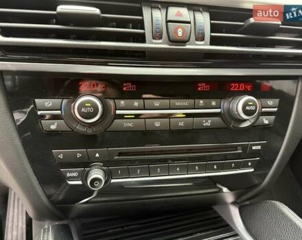 Чорний БМВ Х6, об'ємом двигуна 2.98 л та пробігом 89 тис. км за 35500 $, фото 74 на Automoto.ua