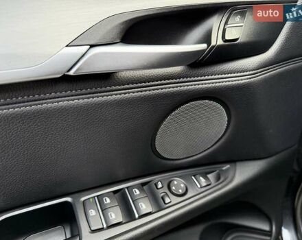 Чорний БМВ Х6, об'ємом двигуна 2.98 л та пробігом 89 тис. км за 35500 $, фото 39 на Automoto.ua