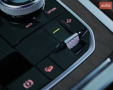 Черный БМВ Х6, объемом двигателя 3 л и пробегом 150 тыс. км за 75750 $, фото 16 на Automoto.ua