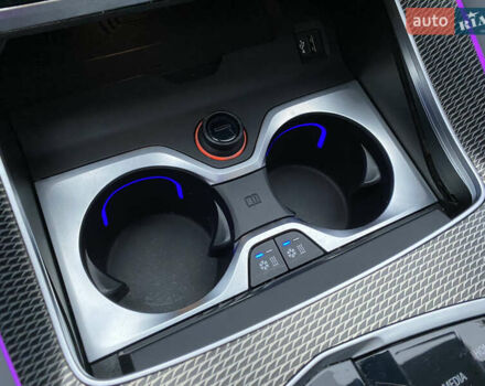 Черный БМВ Х6, объемом двигателя 3 л и пробегом 184 тыс. км за 72000 $, фото 32 на Automoto.ua