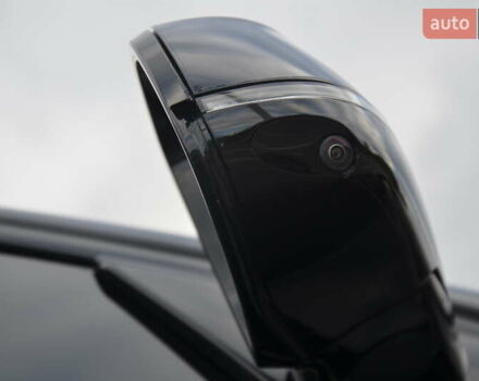 Черный БМВ Х6, объемом двигателя 3 л и пробегом 48 тыс. км за 86750 $, фото 67 на Automoto.ua