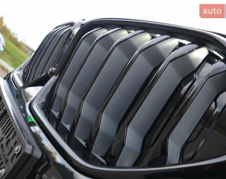 Черный БМВ Х6, объемом двигателя 3 л и пробегом 48 тыс. км за 86750 $, фото 69 на Automoto.ua