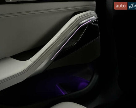 Черный БМВ Х6, объемом двигателя 3 л и пробегом 35 тыс. км за 112000 $, фото 22 на Automoto.ua