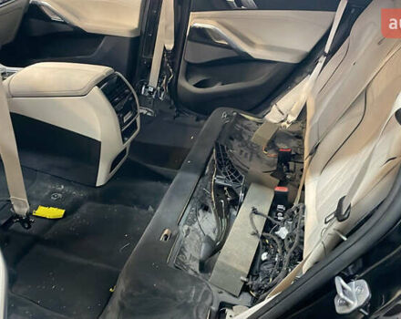 Черный БМВ Х6, объемом двигателя 3 л и пробегом 8 тыс. км за 65000 $, фото 12 на Automoto.ua