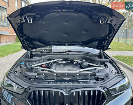 Черный БМВ Х6, объемом двигателя 3 л и пробегом 5 тыс. км за 106000 $, фото 49 на Automoto.ua