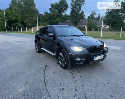 Черный БМВ Х6, объемом двигателя 2.99 л и пробегом 300 тыс. км за 18900 $, фото 1 на Automoto.ua