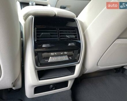 Фіолетовий БМВ Х6, об'ємом двигуна 3 л та пробігом 115 тис. км за 62200 $, фото 22 на Automoto.ua