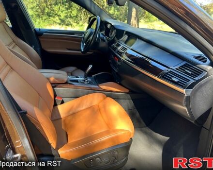 Коричневый БМВ Х6, объемом двигателя 3 л и пробегом 95 тыс. км за 20999 $, фото 2 на Automoto.ua