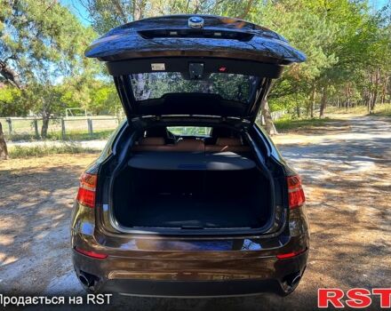 Коричневый БМВ Х6, объемом двигателя 3 л и пробегом 95 тыс. км за 20999 $, фото 6 на Automoto.ua