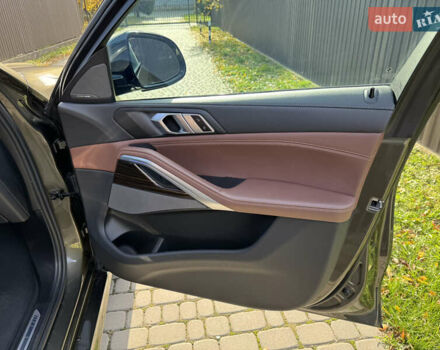 Коричневий БМВ Х6, об'ємом двигуна 2.99 л та пробігом 50 тис. км за 99999 $, фото 26 на Automoto.ua