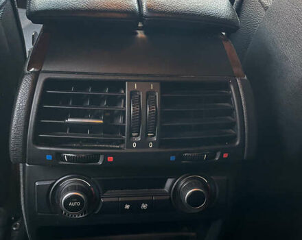 Червоний БМВ Х6, об'ємом двигуна 3 л та пробігом 230 тис. км за 14300 $, фото 17 на Automoto.ua