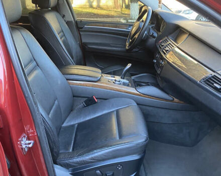 Красный БМВ Х6, объемом двигателя 3 л и пробегом 240 тыс. км за 15000 $, фото 14 на Automoto.ua