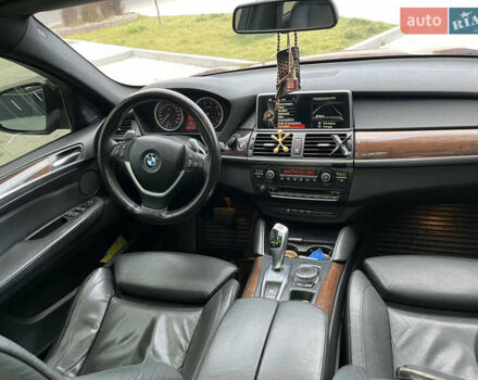 Красный БМВ Х6, объемом двигателя 4.4 л и пробегом 199 тыс. км за 15500 $, фото 69 на Automoto.ua