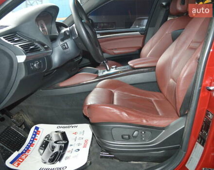 Красный БМВ Х6, объемом двигателя 3 л и пробегом 249 тыс. км за 15900 $, фото 12 на Automoto.ua