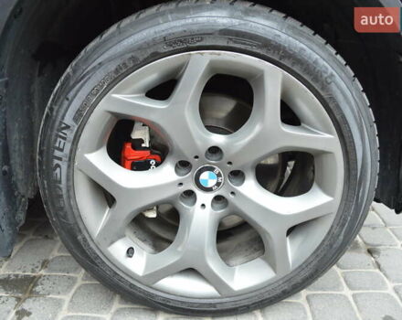 Красный БМВ Х6, объемом двигателя 3 л и пробегом 249 тыс. км за 15900 $, фото 9 на Automoto.ua