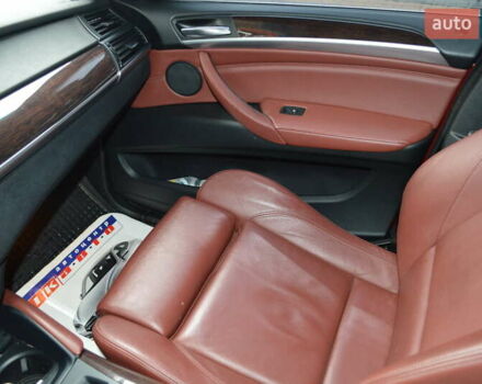 Красный БМВ Х6, объемом двигателя 3 л и пробегом 249 тыс. км за 15900 $, фото 24 на Automoto.ua