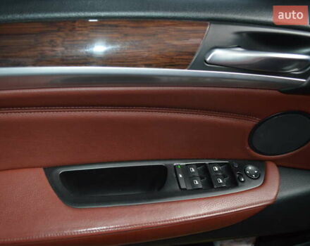 Красный БМВ Х6, объемом двигателя 3 л и пробегом 249 тыс. км за 15900 $, фото 11 на Automoto.ua