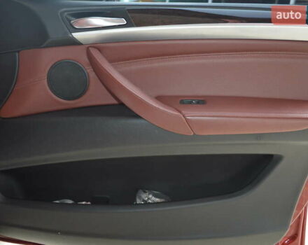 Красный БМВ Х6, объемом двигателя 3 л и пробегом 249 тыс. км за 15900 $, фото 26 на Automoto.ua