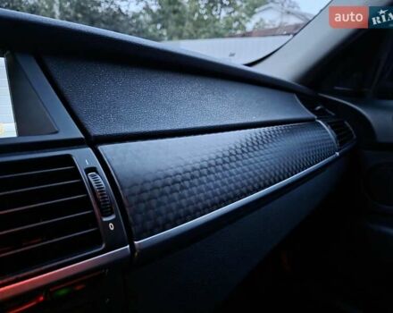 Червоний БМВ Х6, об'ємом двигуна 3 л та пробігом 195 тис. км за 16500 $, фото 6 на Automoto.ua