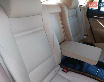 БМВ Х6 2011 в Виннице на Automoto.ua Красный БМВ Х6, объемом двигателя 2.98 л и пробегом 99 тыс. км за 20000 $, фото 16 на Automoto.ua