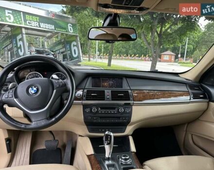 БМВ Х6 2011 в Виннице на Automoto.ua Красный БМВ Х6, объемом двигателя 2.98 л и пробегом 99 тыс. км за 20000 $, фото 70 на Automoto.ua