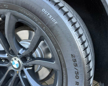 Красный БМВ Х6, объемом двигателя 2.99 л и пробегом 111 тыс. км за 40500 $, фото 7 на Automoto.ua