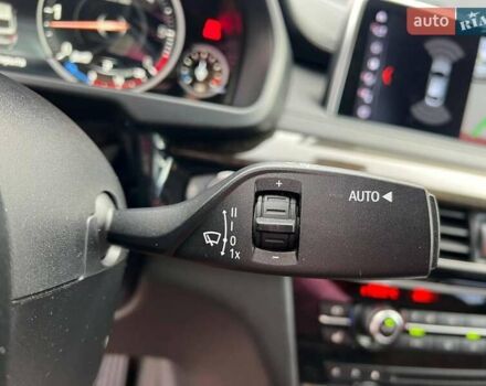 Красный БМВ Х6, объемом двигателя 3 л и пробегом 112 тыс. км за 41390 $, фото 25 на Automoto.ua