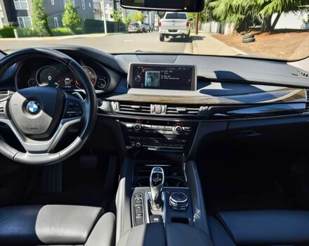 Красный БМВ Х6, объемом двигателя 3 л и пробегом 76 тыс. км за 7400 $, фото 9 на Automoto.ua