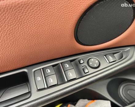 Красный БМВ Х6, объемом двигателя 3 л и пробегом 112 тыс. км за 41390 $, фото 15 на Automoto.ua