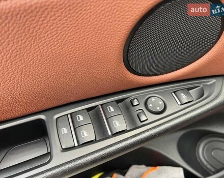 Красный БМВ Х6, объемом двигателя 3 л и пробегом 112 тыс. км за 41390 $, фото 15 на Automoto.ua