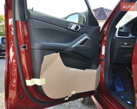 Красный БМВ Х6, объемом двигателя 3 л и пробегом 1 тыс. км за 94000 $, фото 15 на Automoto.ua