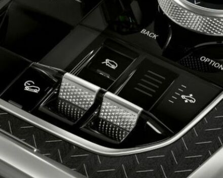 БМВ Х6, об'ємом двигуна 4.4 л та пробігом 1 тис. км за 73521 $, фото 5 на Automoto.ua