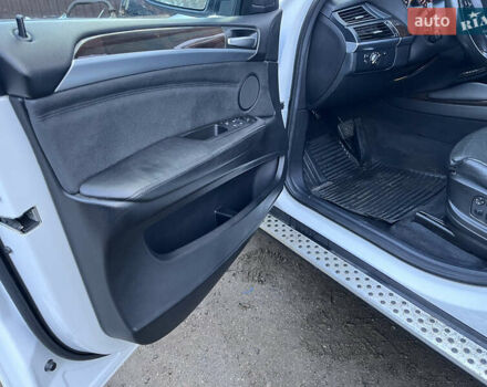 БМВ Х6, об'ємом двигуна 3 л та пробігом 348 тис. км за 15000 $, фото 7 на Automoto.ua
