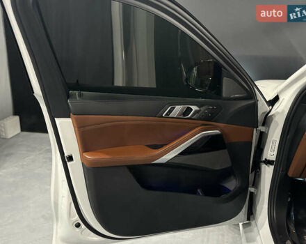 БМВ Х6, объемом двигателя 4.4 л и пробегом 28 тыс. км за 81000 $, фото 32 на Automoto.ua