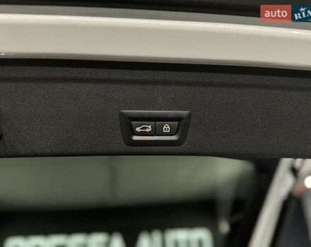 БМВ Х6, объемом двигателя 4.4 л и пробегом 28 тыс. км за 81000 $, фото 31 на Automoto.ua