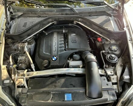 Серый БМВ Х6, объемом двигателя 3 л и пробегом 180 тыс. км за 17999 $, фото 6 на Automoto.ua