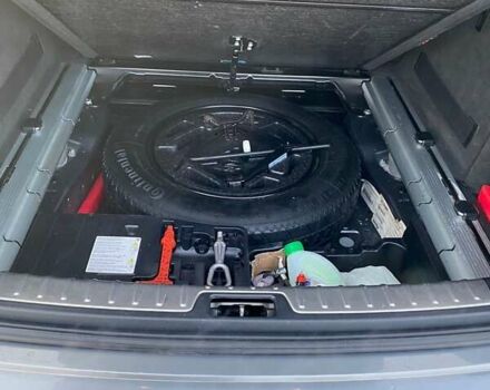 Серый БМВ Х6, объемом двигателя 3 л и пробегом 214 тыс. км за 17000 $, фото 14 на Automoto.ua