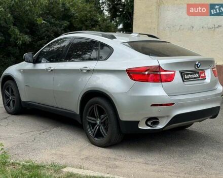 Серый БМВ Х6, объемом двигателя 3 л и пробегом 188 тыс. км за 16440 $, фото 6 на Automoto.ua
