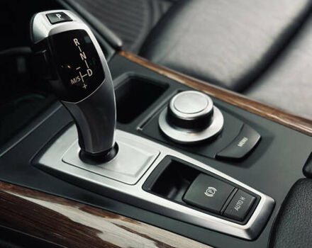 Сірий БМВ Х6, об'ємом двигуна 2.99 л та пробігом 269 тис. км за 18800 $, фото 27 на Automoto.ua