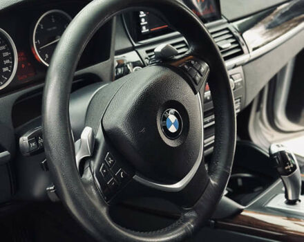 Сірий БМВ Х6, об'ємом двигуна 2.99 л та пробігом 269 тис. км за 18800 $, фото 16 на Automoto.ua